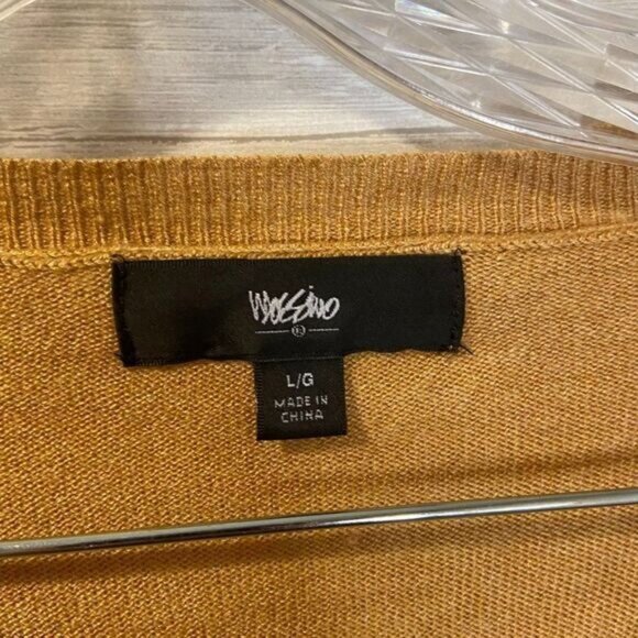 Mossimo Women's Classic-Fit Lightweight Long-Sleeve V-Neck‎ Pullover Sweater - Picture 5 of 5